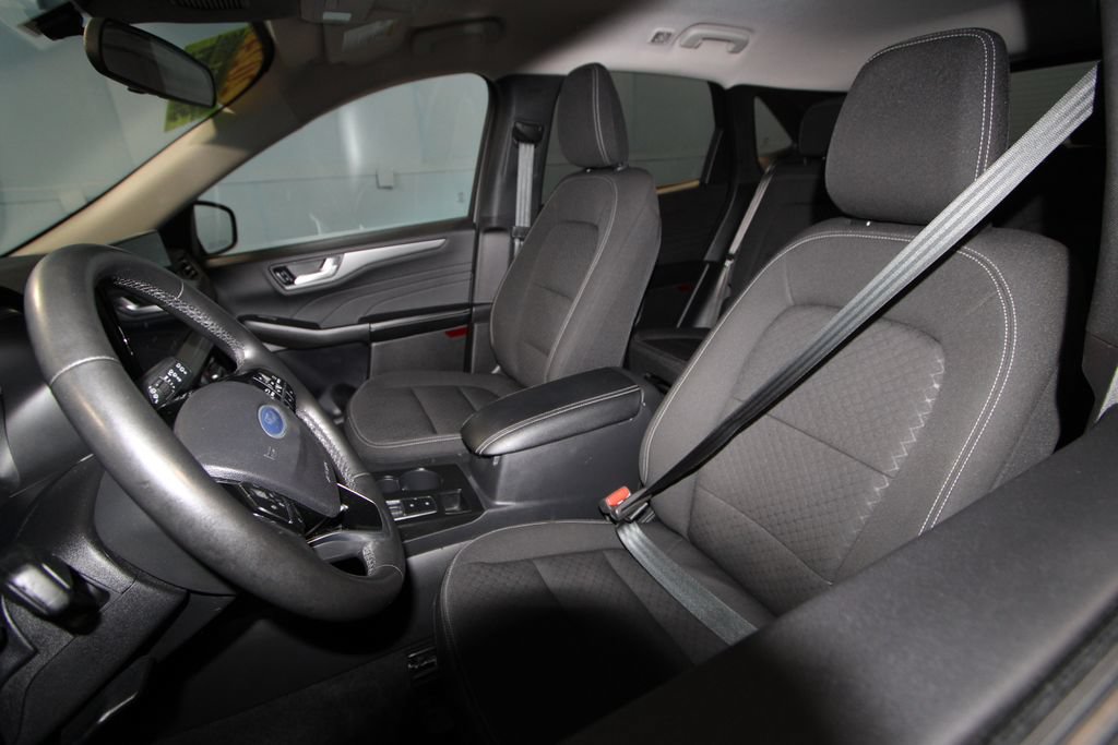 Used 2024 Ford Escape Active w/ Tech Pack #2 AWD/4WD image 4