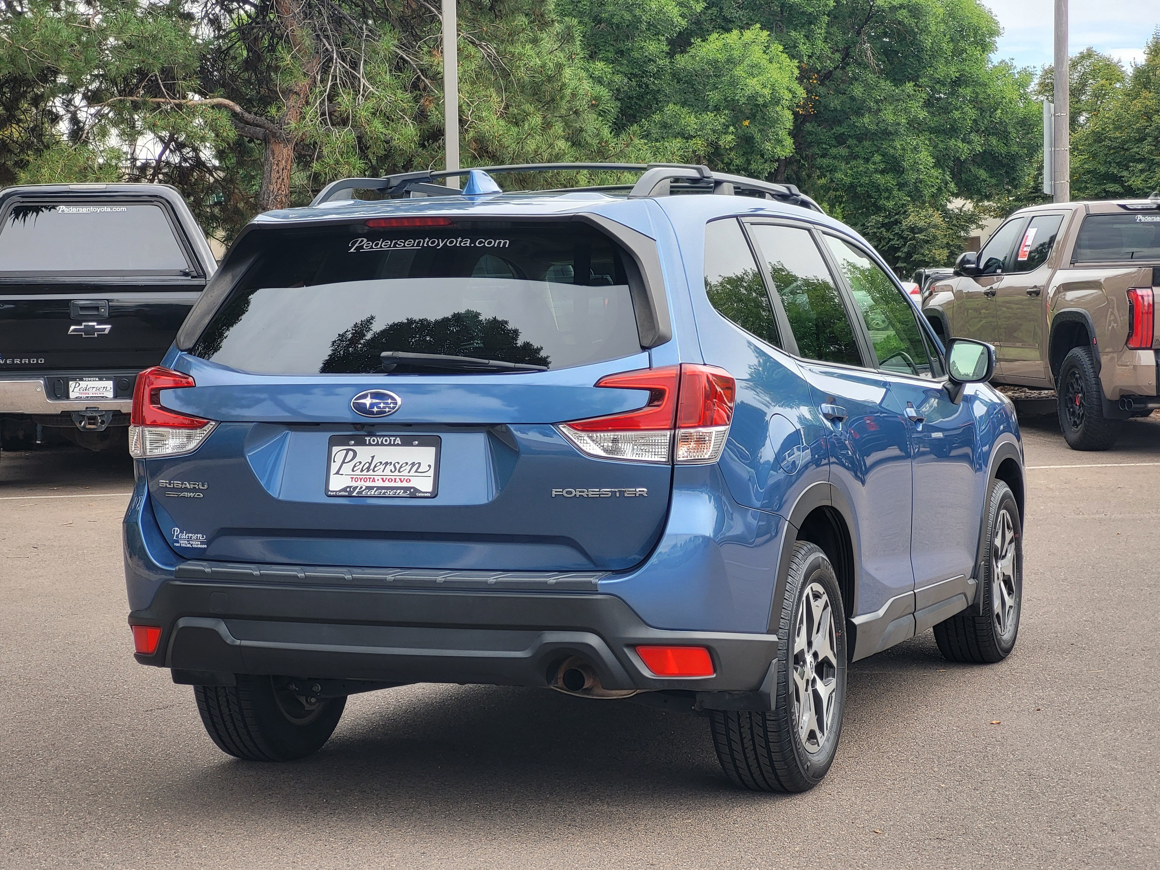 Used 2019 Subaru Forester Premium w/ Popular Package #1 AWD/4WD image 2