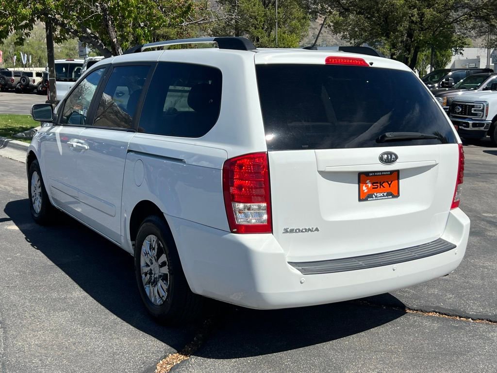 Used 2012 Kia Sedona LX image 11