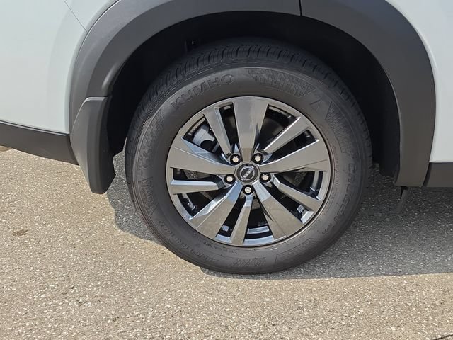 Used 2026 Nissan Pathfinder SV FWD image 5