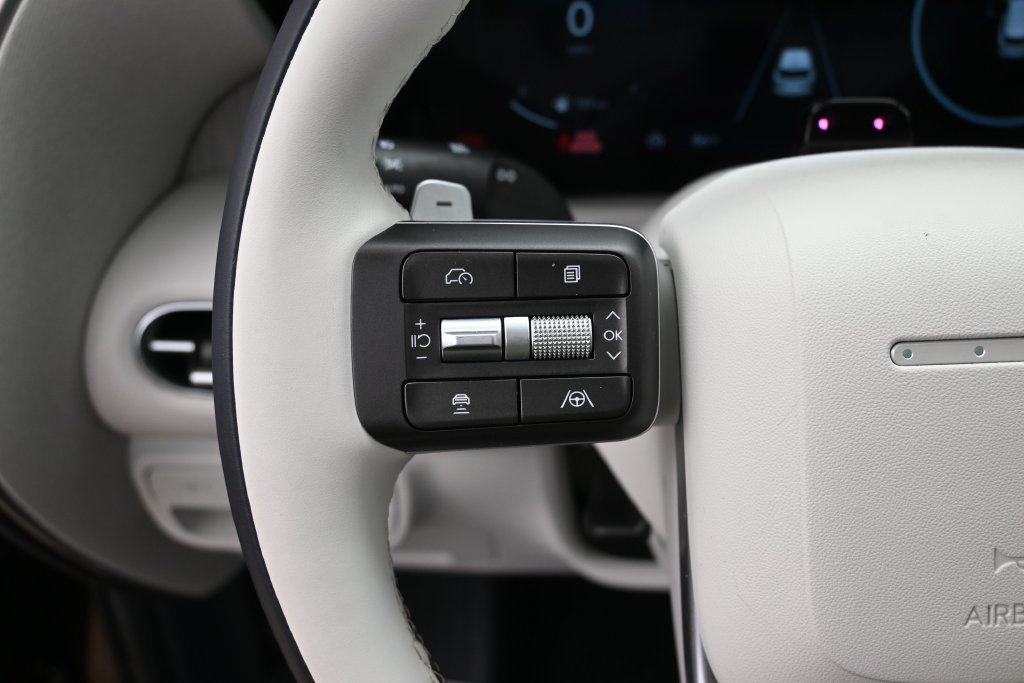 Used 2026 Hyundai Palisade Calligraphy FWD image 13