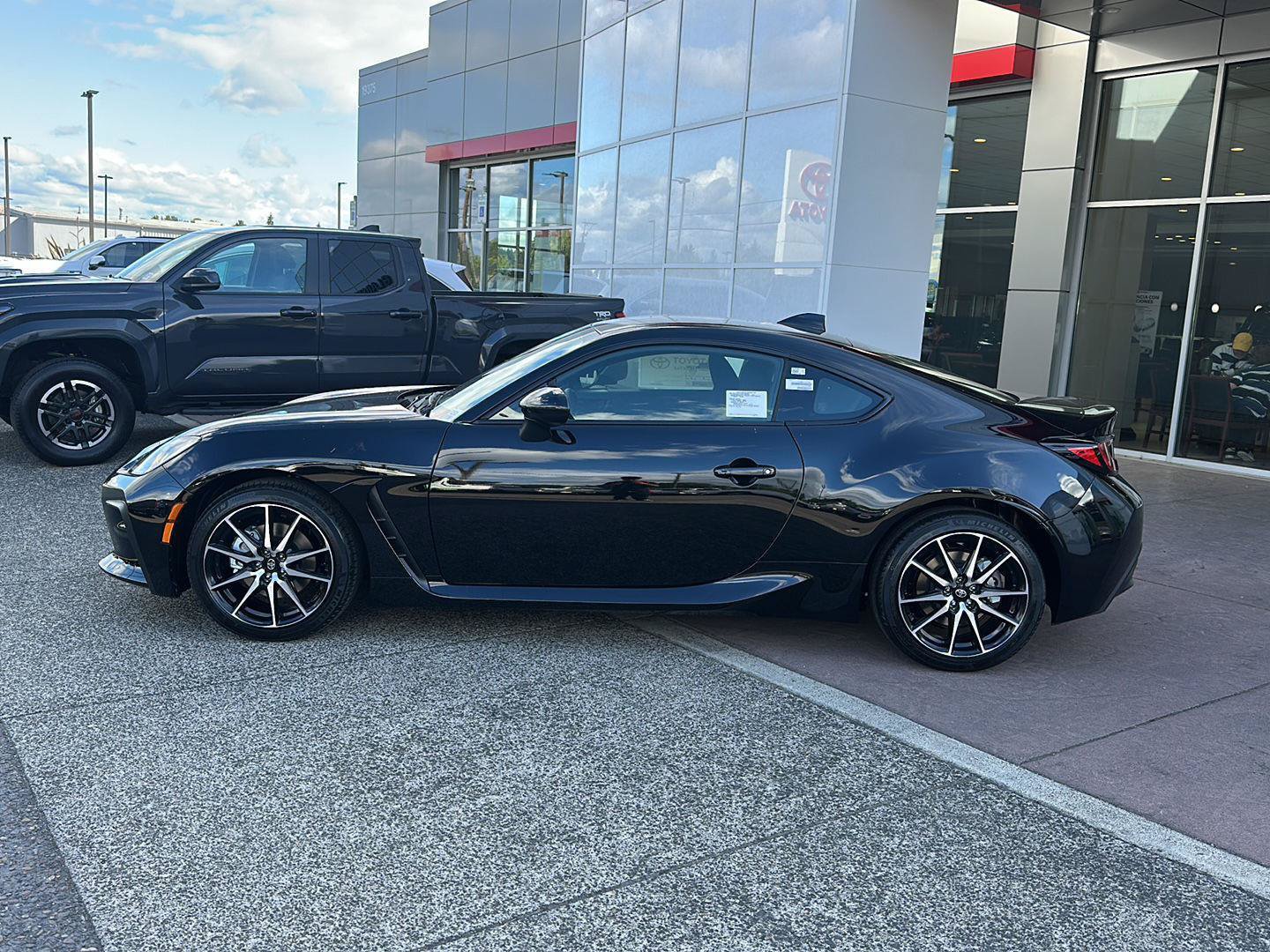 New 2026 Toyota GR86 RWD image 3