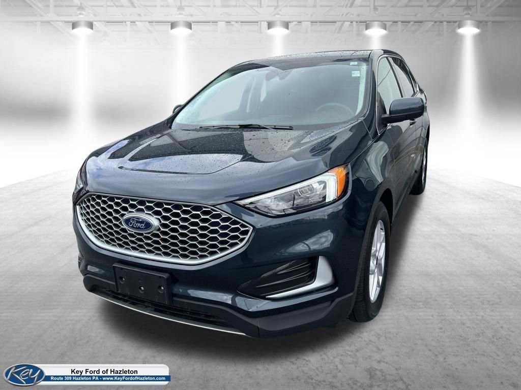 Certified 2023 Ford Edge SEL AWD/4WD image 3
