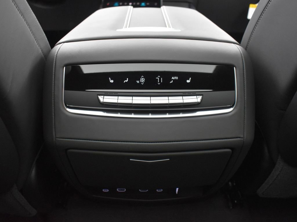 Certified 2026 Cadillac Escalade ESV Platinum Sport w/ LPO, ONYX Package image 30