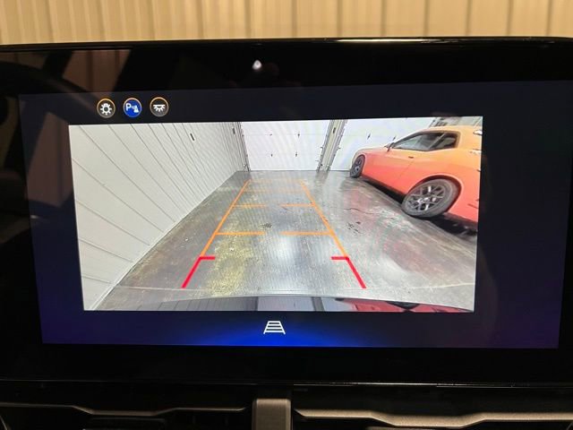 Used 2025 Chevrolet Equinox LT w/ Midnight Edition image 37