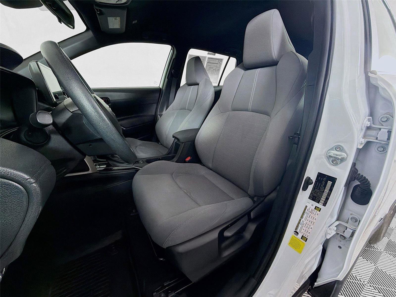 Used 2024 Toyota Corolla Cross S AWD/4WD image 11