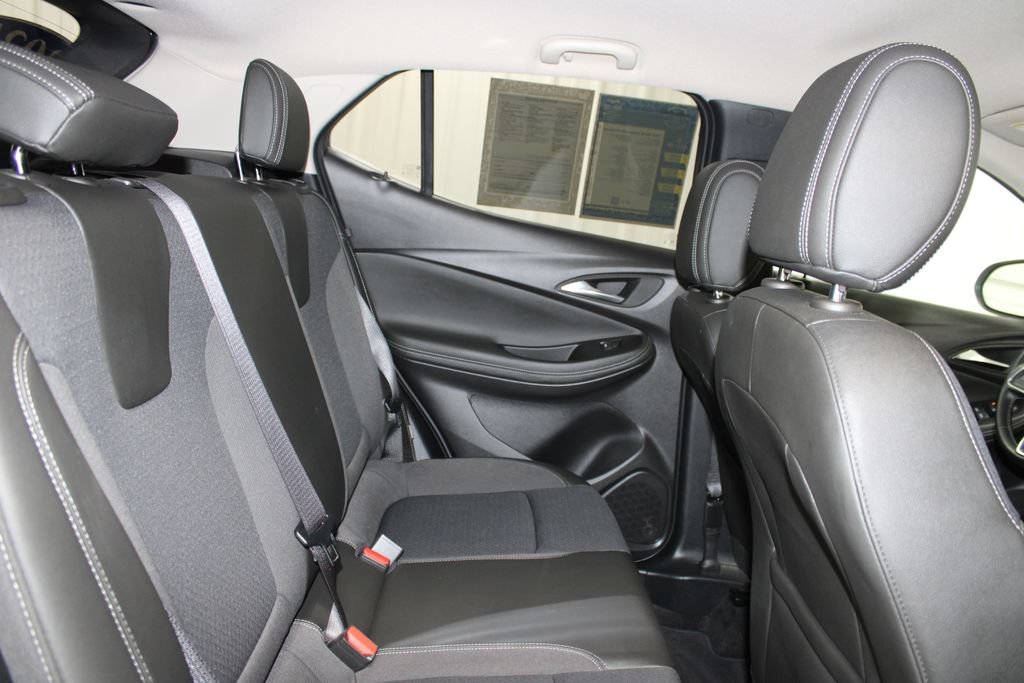 Used 2025 Buick Encore GX Preferred AWD/4WD image 26