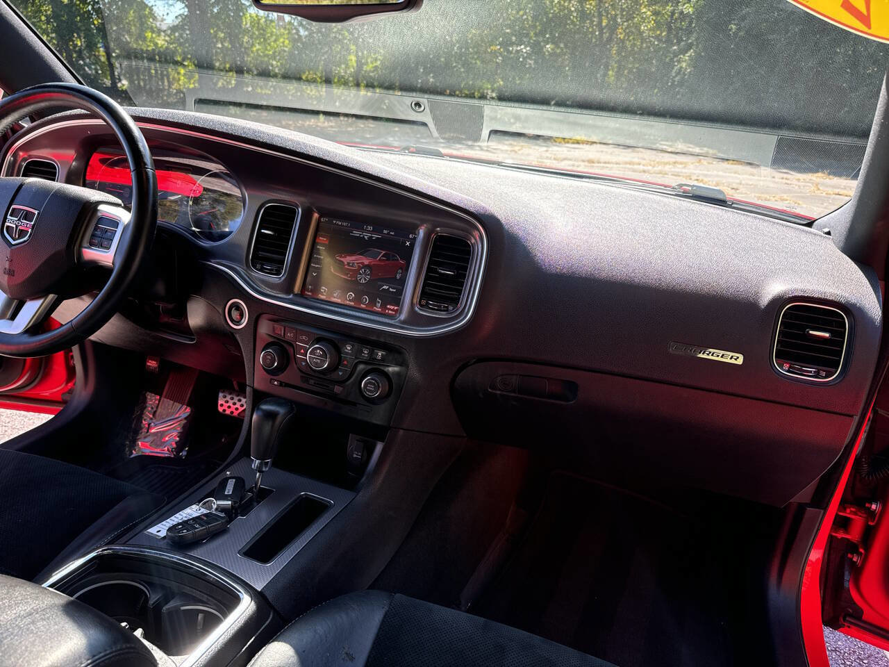 Used 2014 Dodge Charger R/T image 25