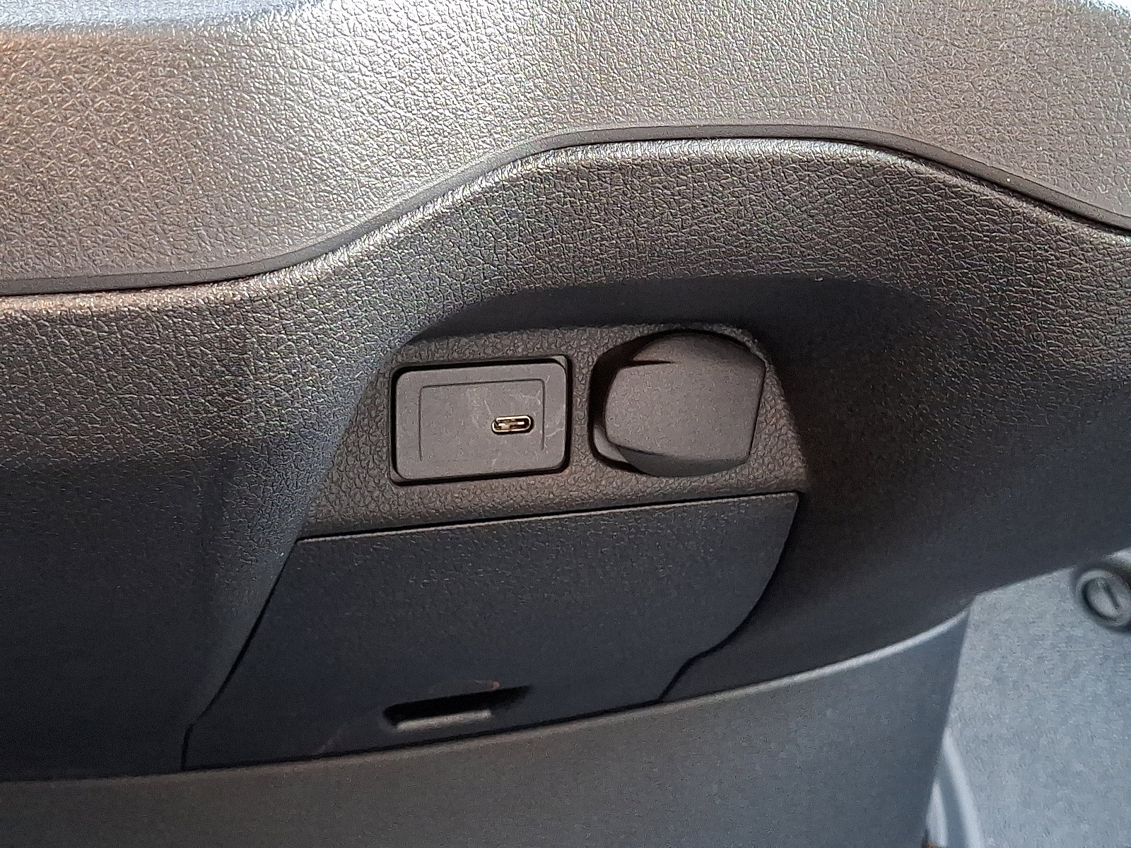 Certified 2025 Mercedes-Benz Sprinter 2500 image 23