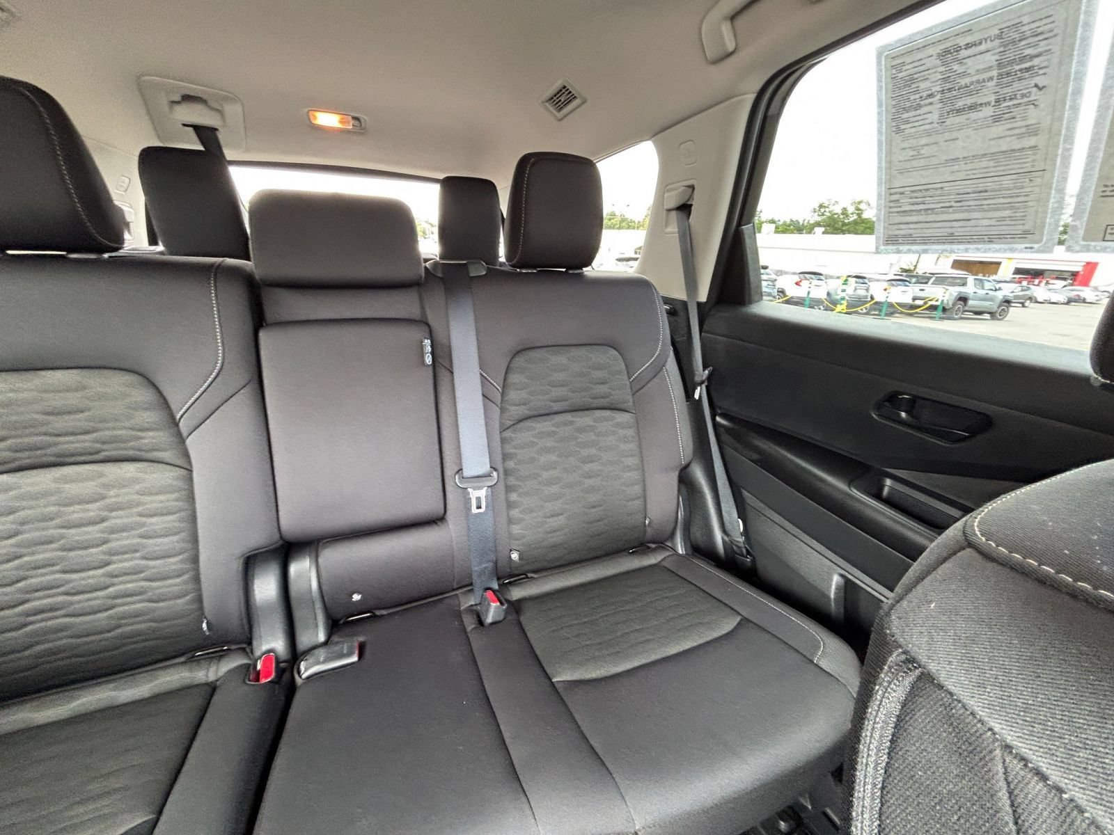 Used 2025 Nissan Pathfinder SV FWD image 39