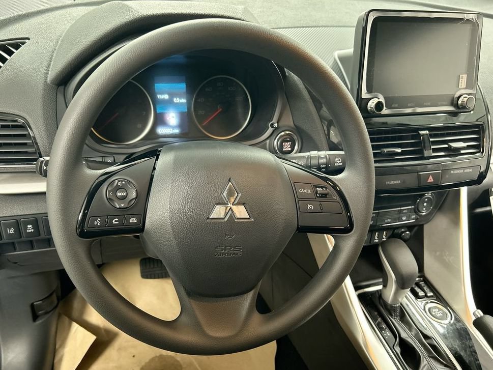 New 2026 Mitsubishi Eclipse Cross LE AWD/4WD image 10
