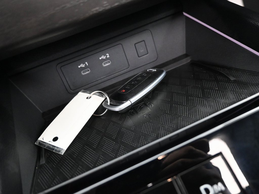 Used 2025 Nissan Murano Platinum w/ Cargo Package image 14