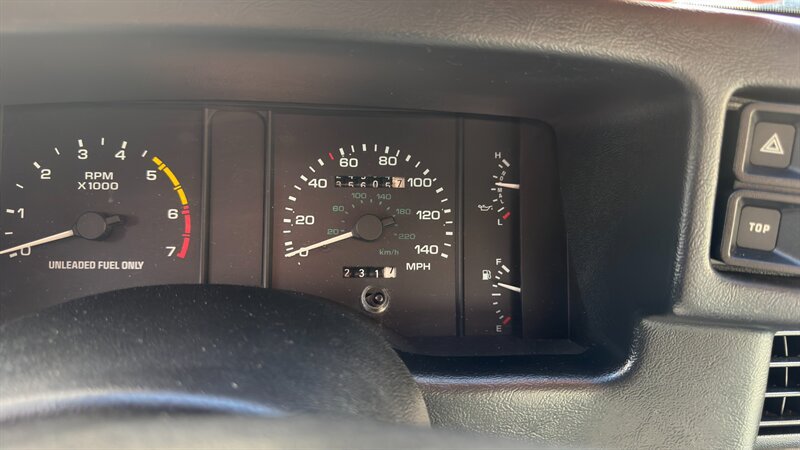 Used 1992 Ford Mustang LX RWD image 17