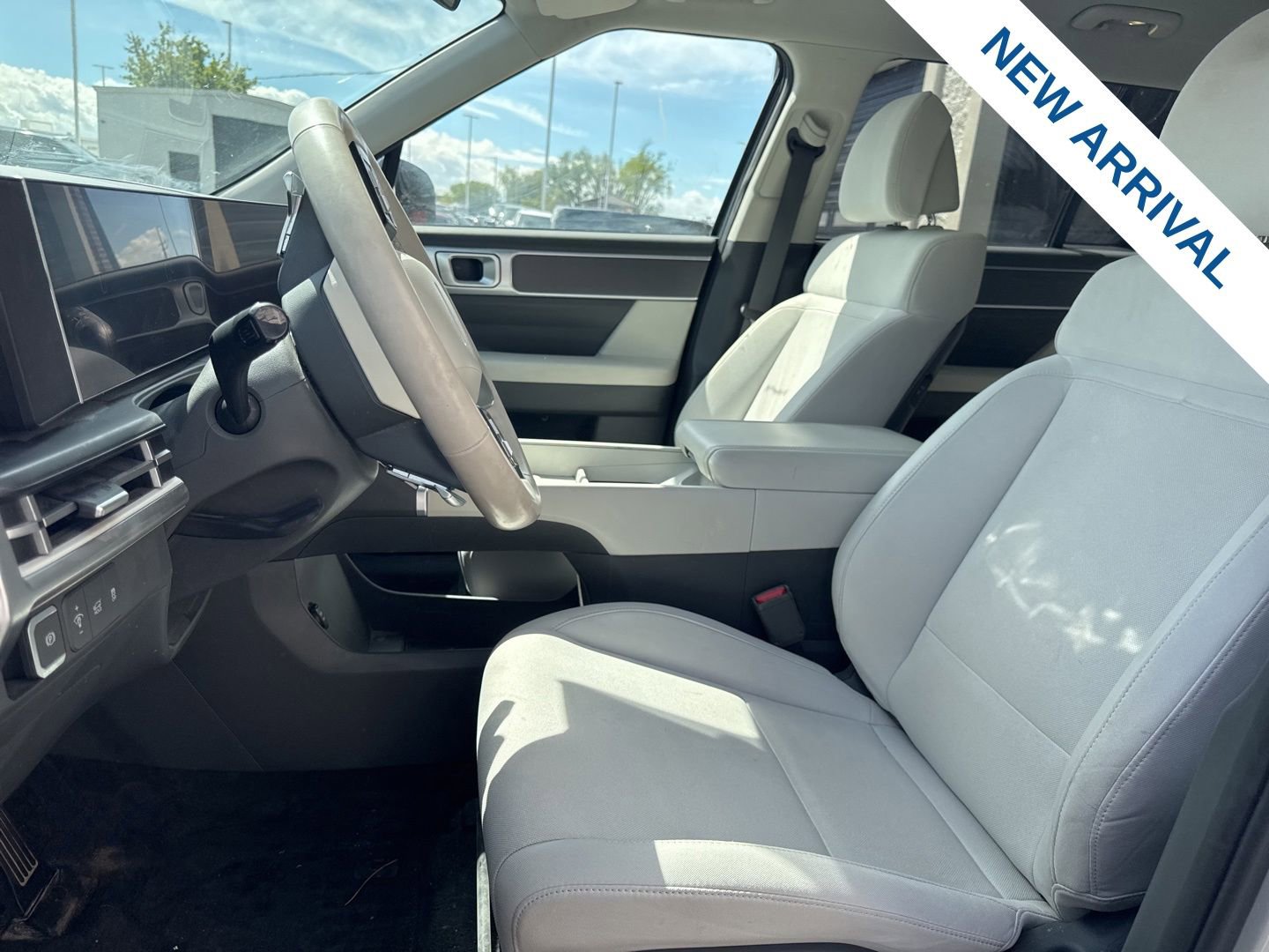 Used 2024 Hyundai Santa Fe SE image 17