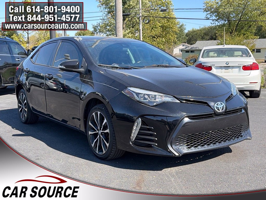Used 2017 Toyota Corolla SE FWD image 3