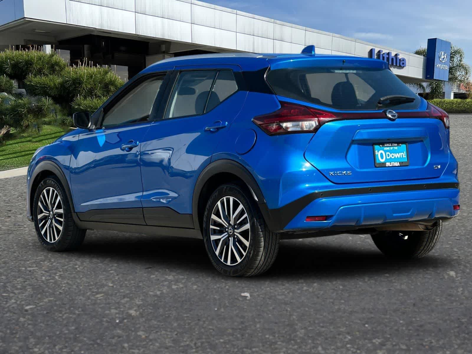 Used 2021 Nissan Kicks SV FWD image 7