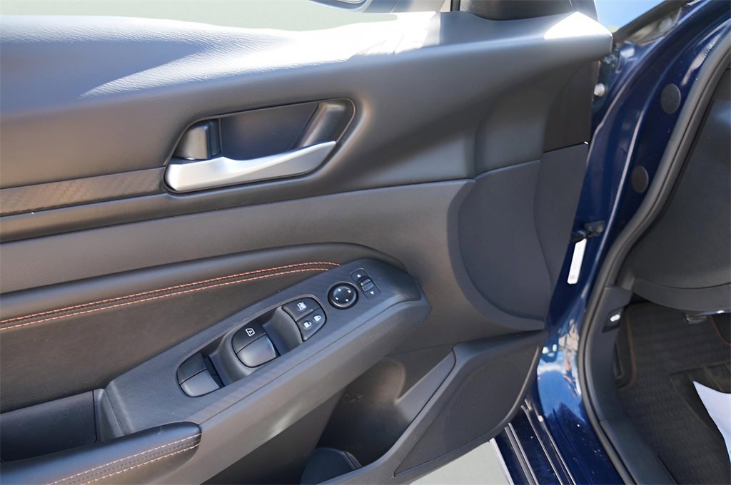 Used 2022 Nissan Altima 2.5 SR image 16