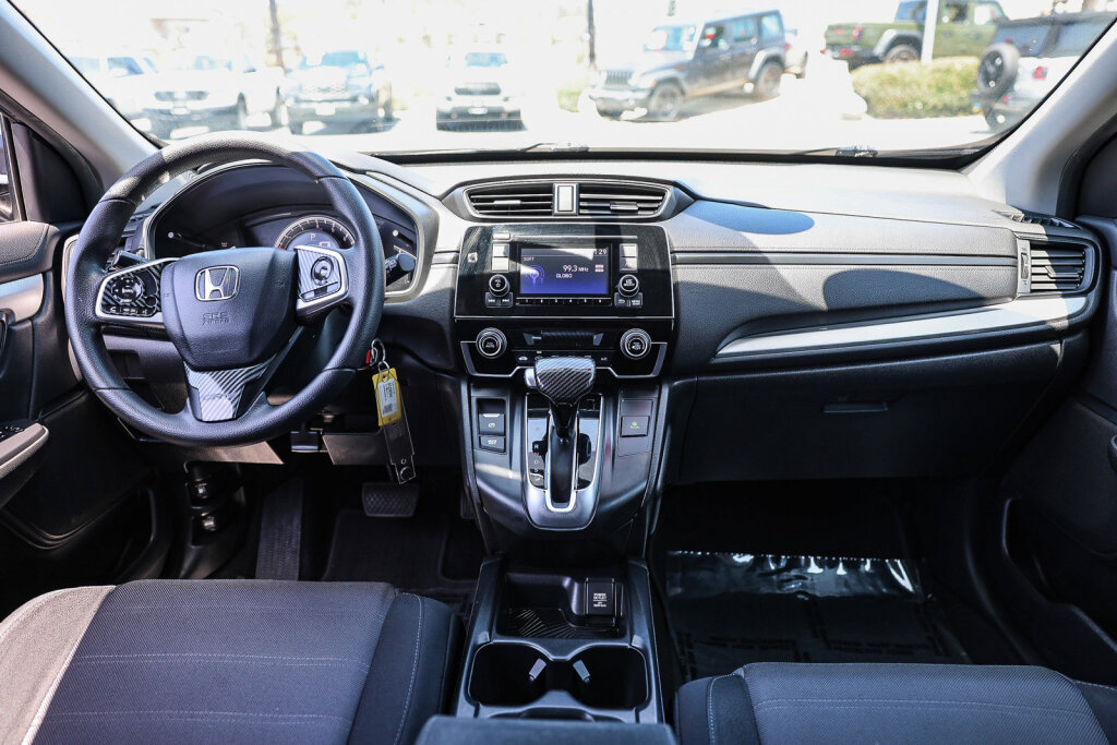 Used 2019 Honda CR-V LX image 2