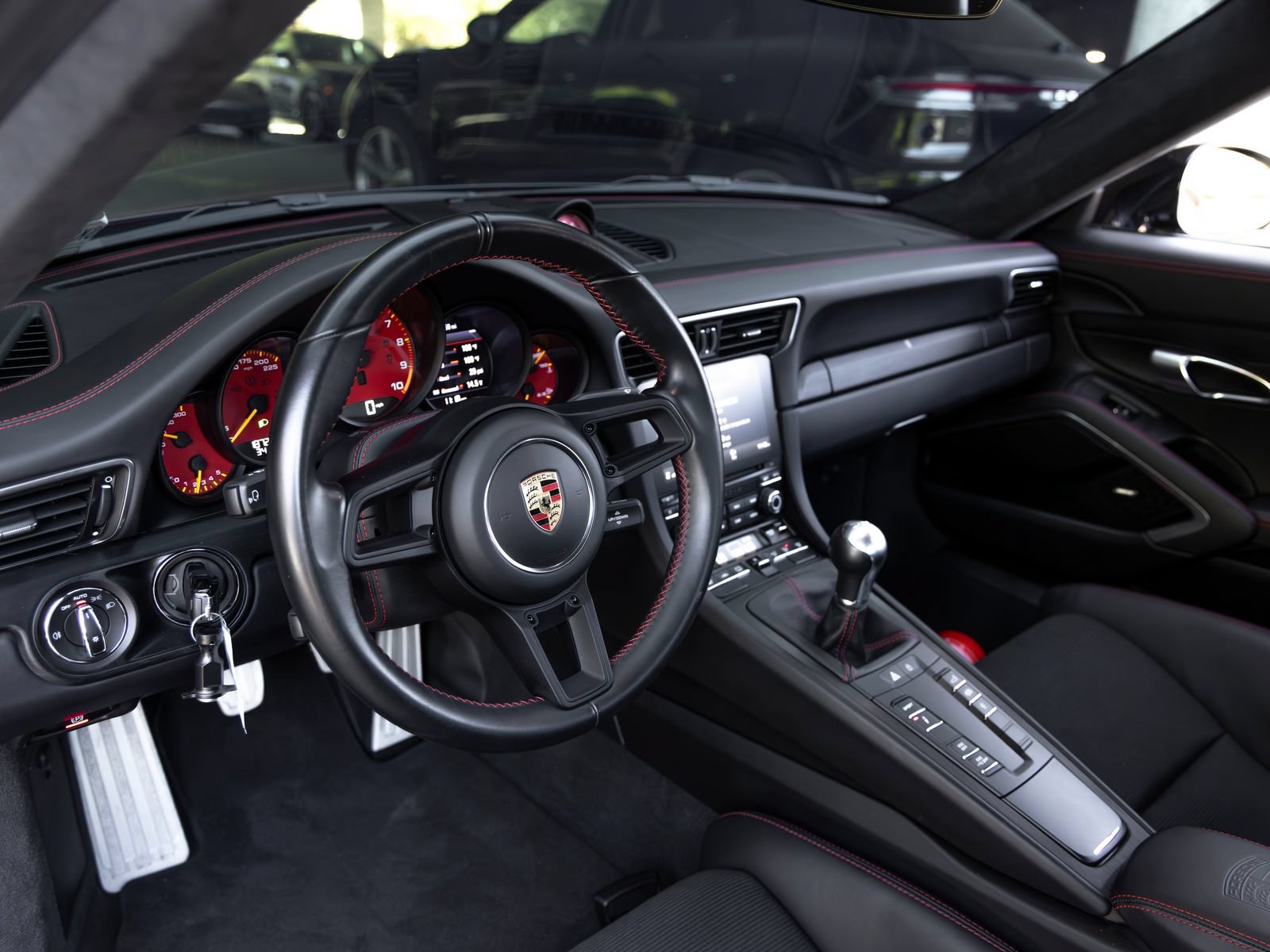 Certified 2019 Porsche 911 GT3 RWD image 4