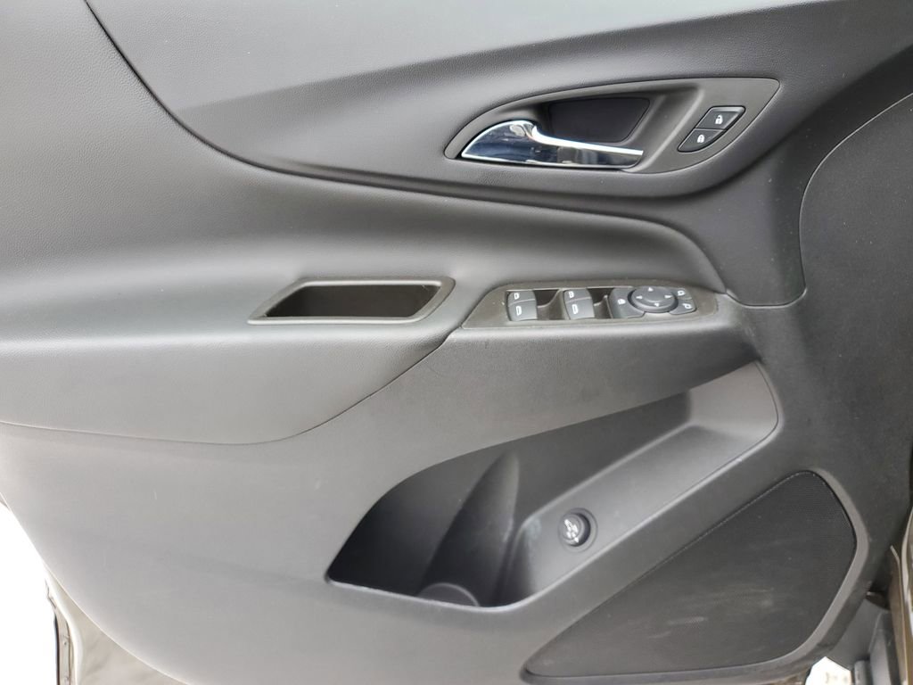 Used 2023 Chevrolet Equinox LT image 22