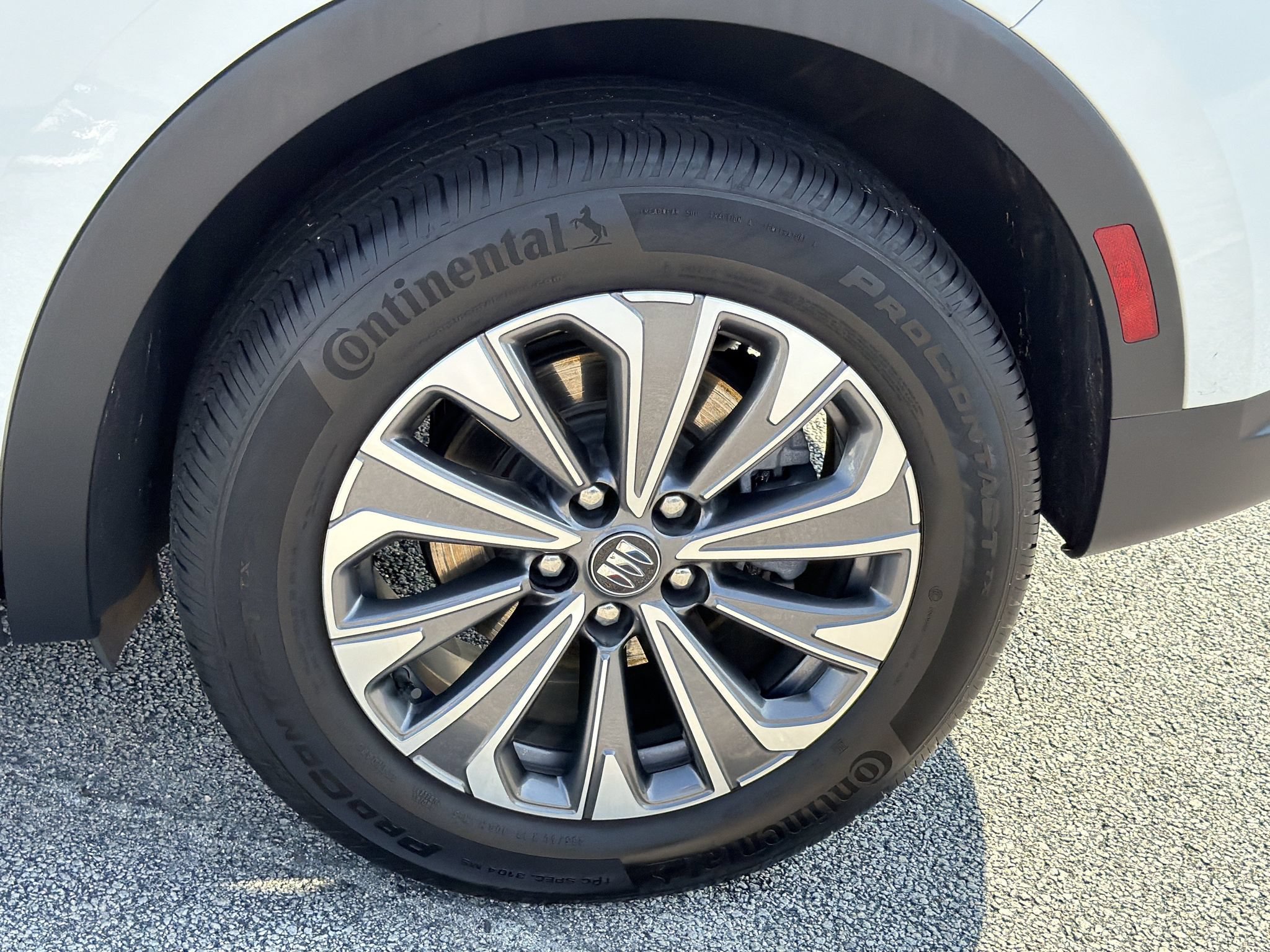 Used 2024 Buick Envision Preferred AWD/4WD image 28