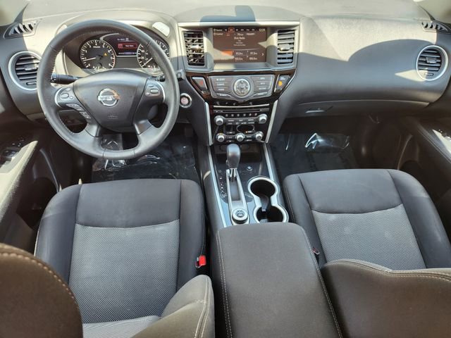 Used 2017 Nissan Pathfinder SV AWD/4WD image 23