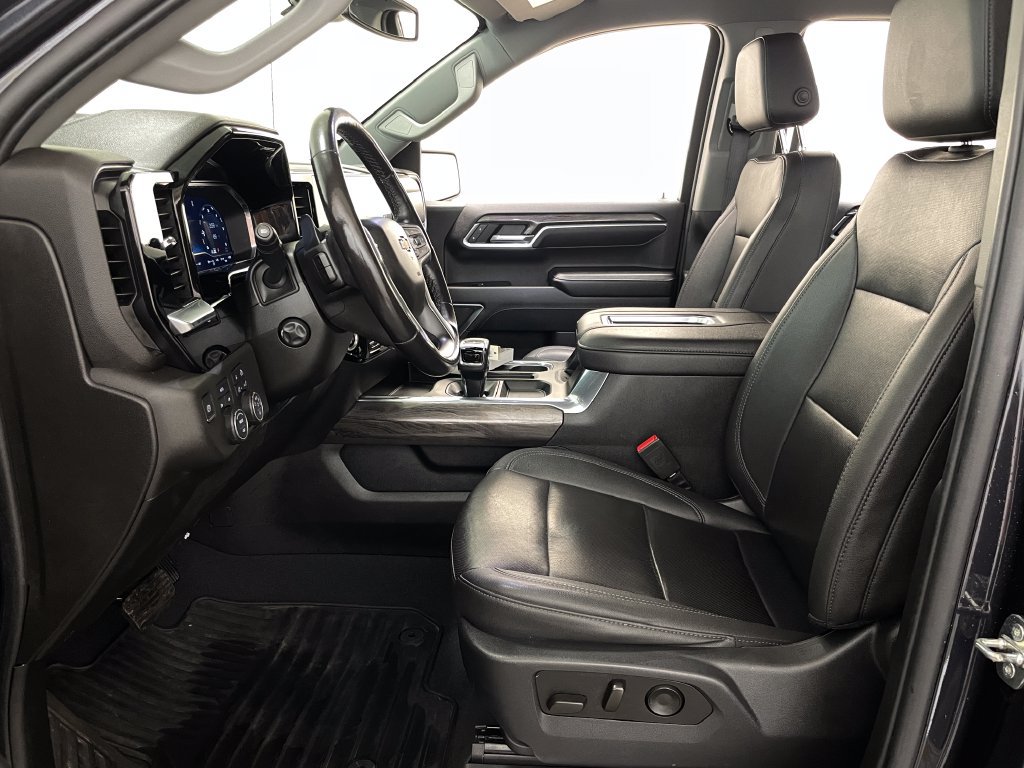 Certified 2022 Chevrolet Silverado 1500 LTZ AWD/4WD image 9