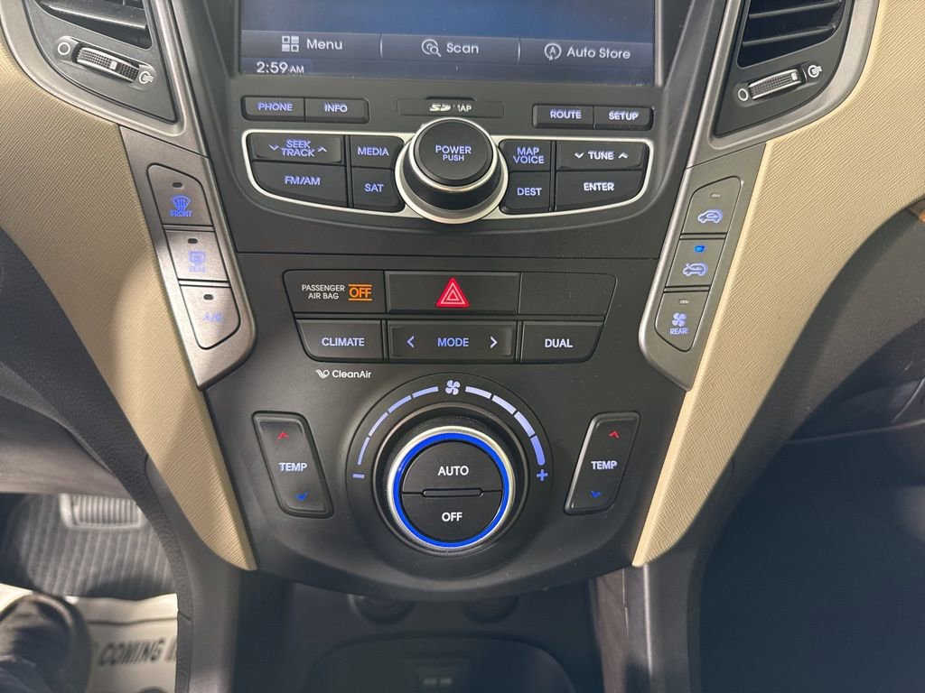Used 2013 Hyundai Santa Fe Limited w/ Technology Pkg FWD image 20