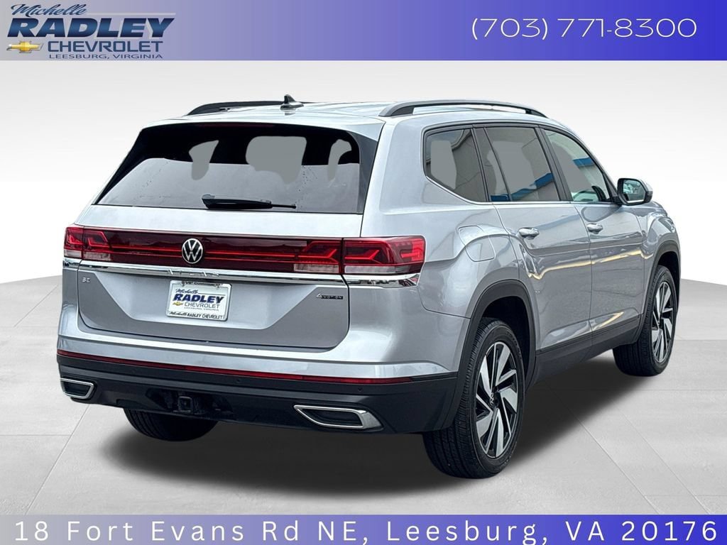 Used 2025 Volkswagen Atlas SE AWD/4WD image 6