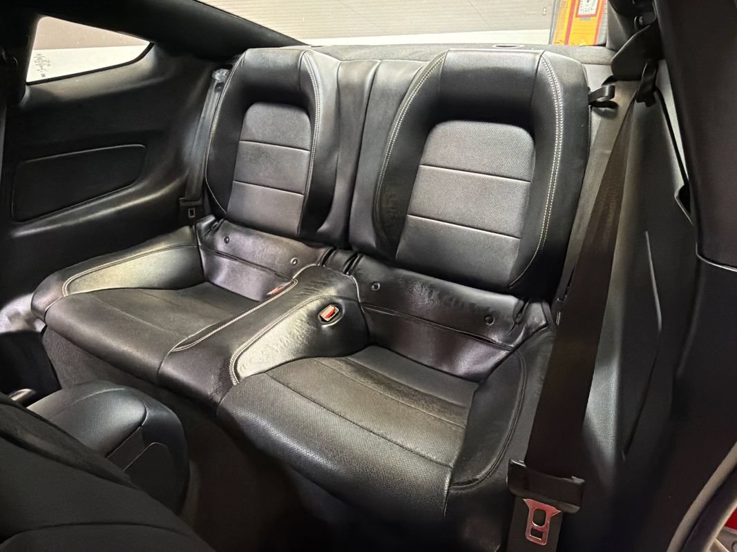 Used 2022 Ford Mustang GT Premium w/ Black Accent Package RWD image 31