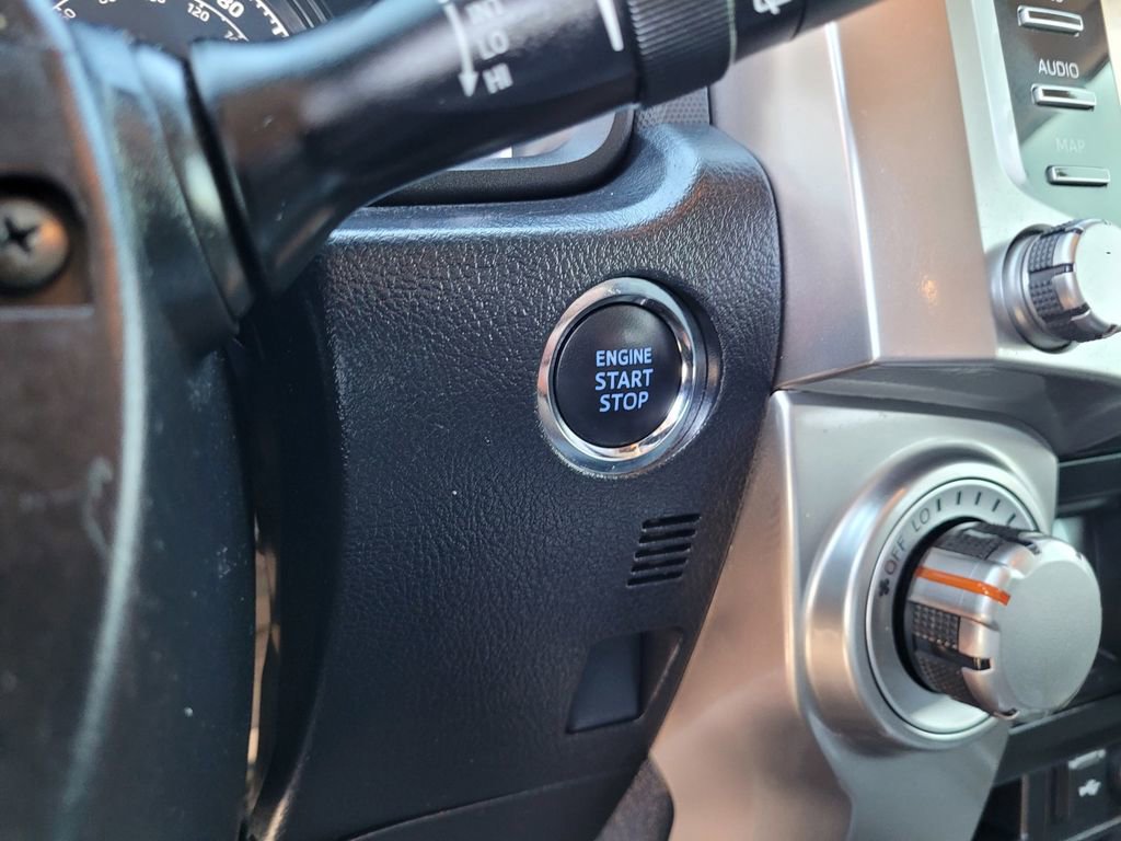 Used 2022 Toyota 4Runner SR5 Premium w/ Moonroof Package image 19
