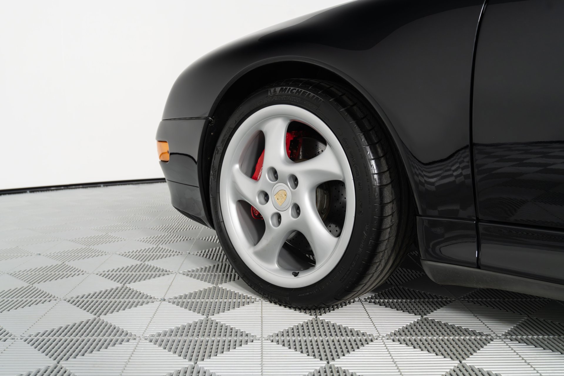 Used 1996 Porsche 911 Turbo RWD image 38