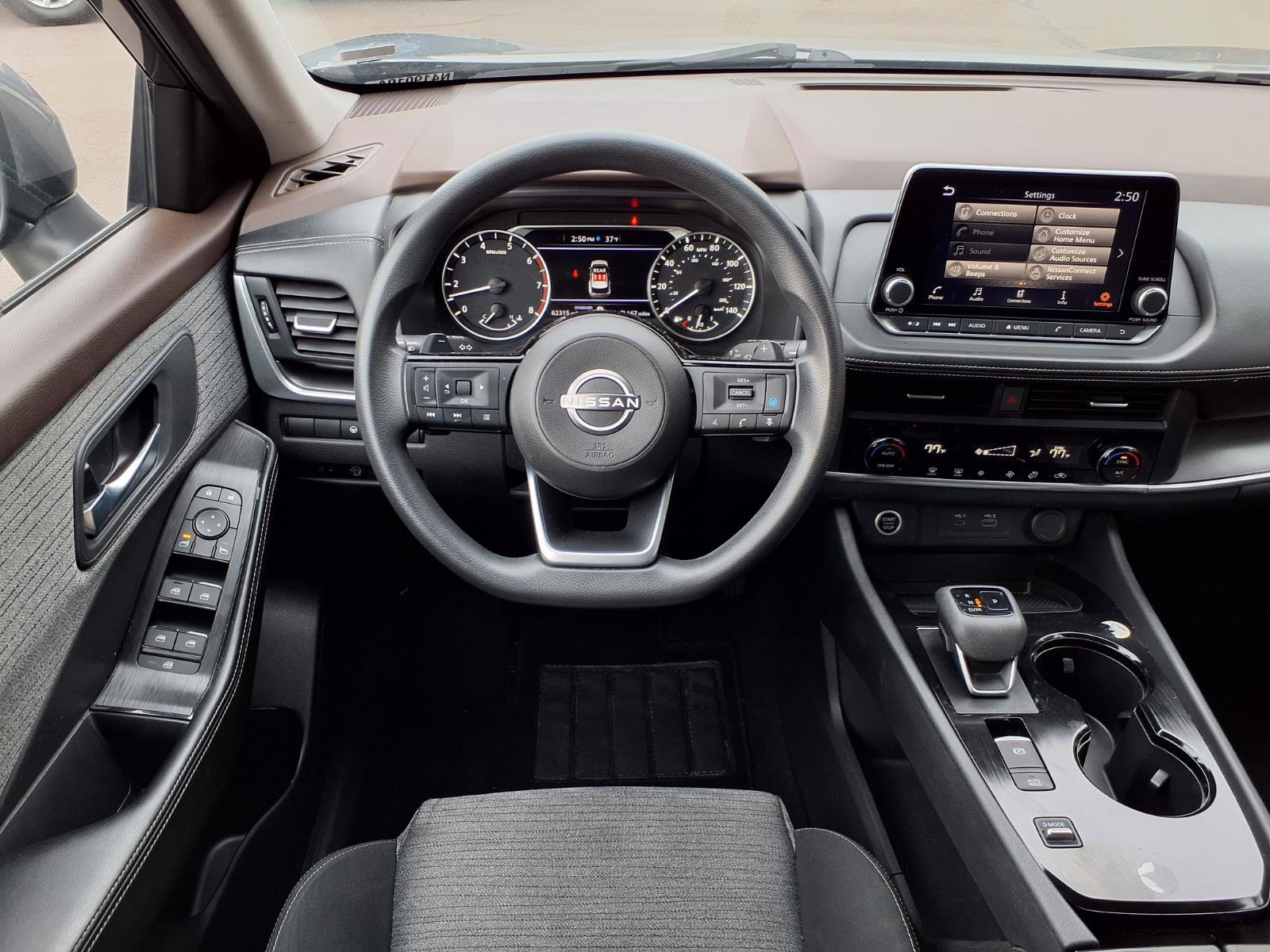 Used 2023 Nissan Rogue SV image 13