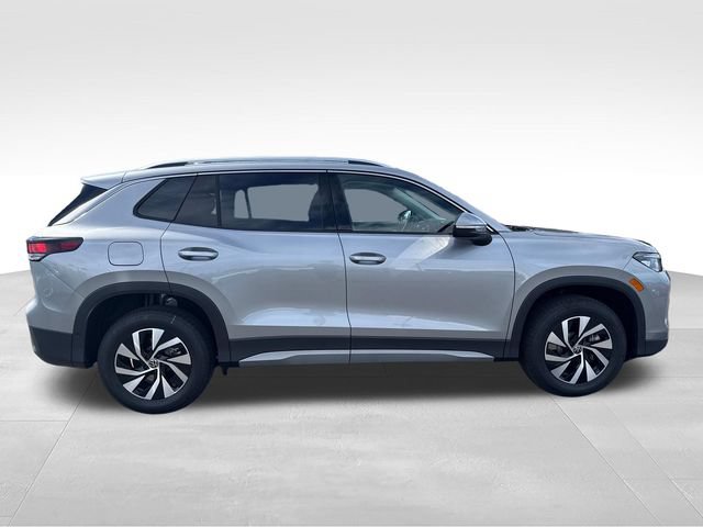 New 2026 Volkswagen Tiguan S AWD/4WD image 9