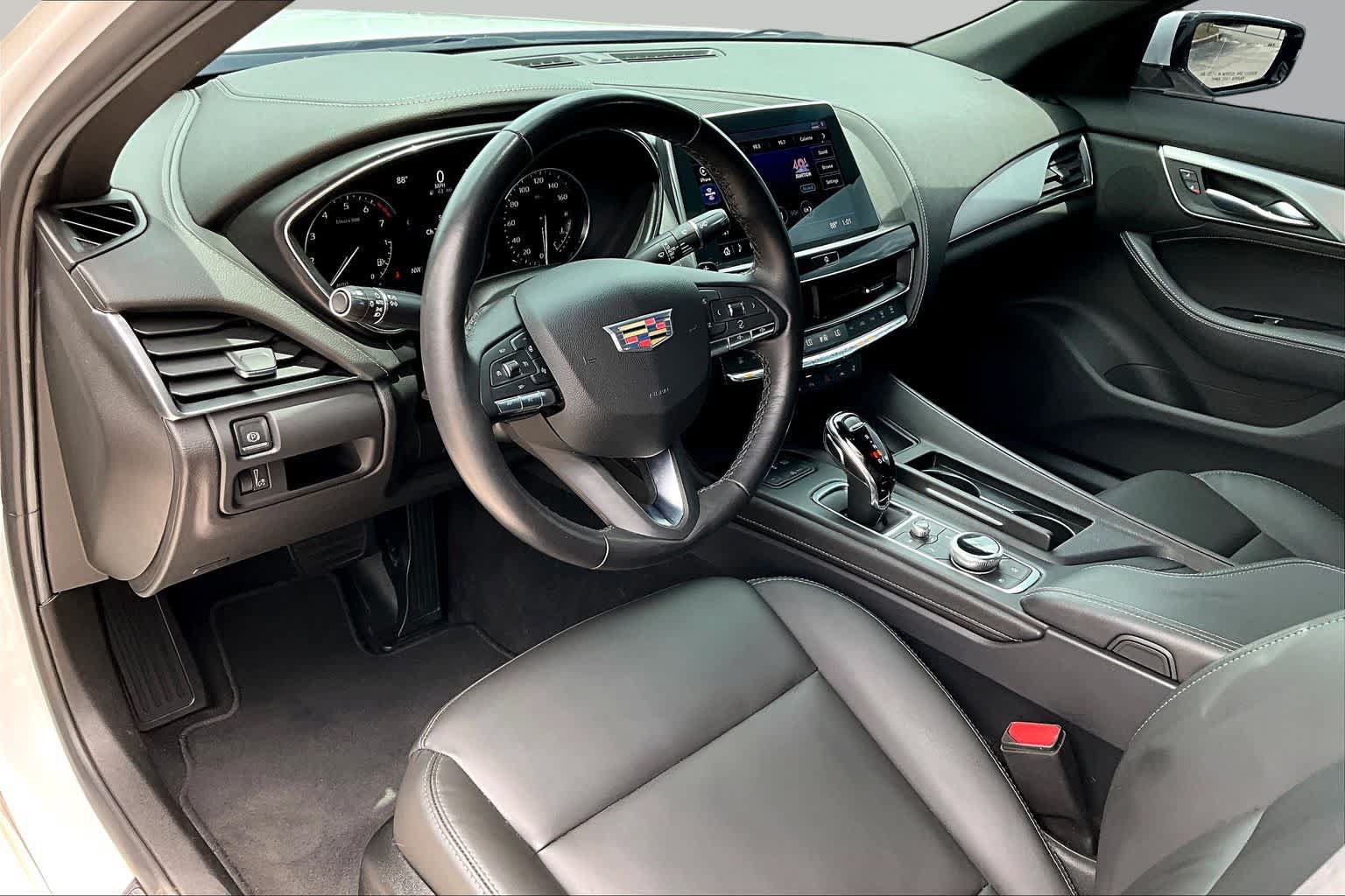Used 2023 Cadillac CT5 Luxury w/ Cold Weather Package RWD image 18