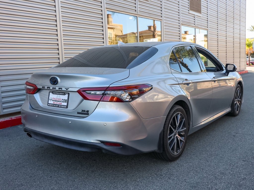 Used 2022 Toyota Camry XLE image 4