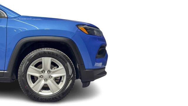 Used 2022 Jeep Compass Latitude FWD image 8