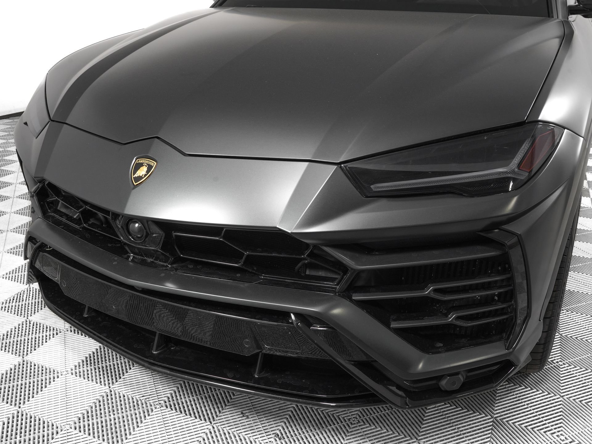 Used 2021 Lamborghini Urus AWD/4WD image 29