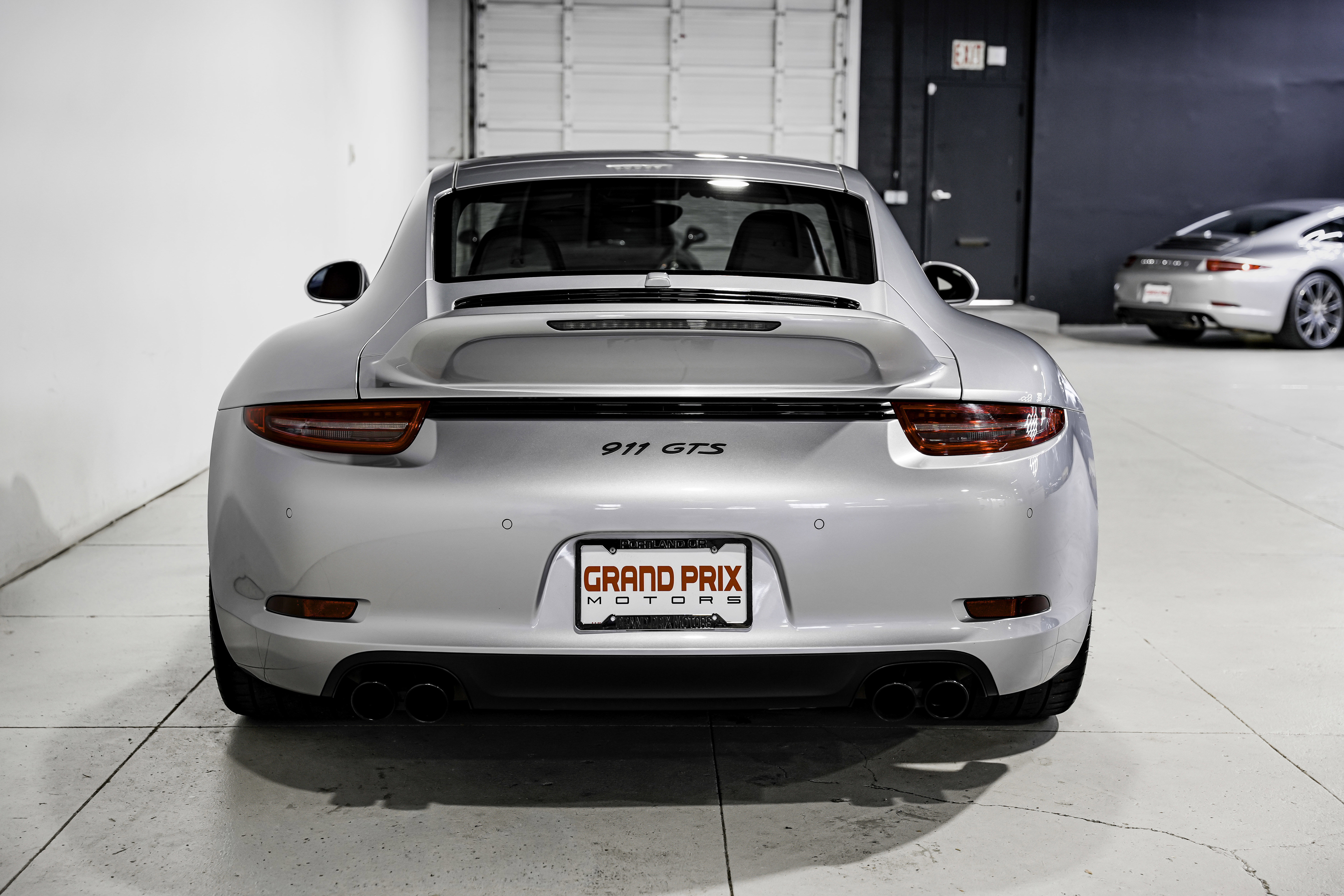 Used 2016 Porsche 911 Carrera GTS image 4