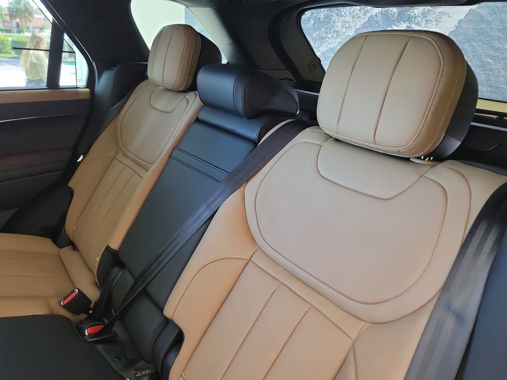 New 2026 Land Rover Range Rover Sport Autobiography image 15