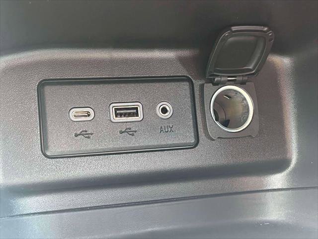 Used 2023 Chevrolet Equinox LS image 29