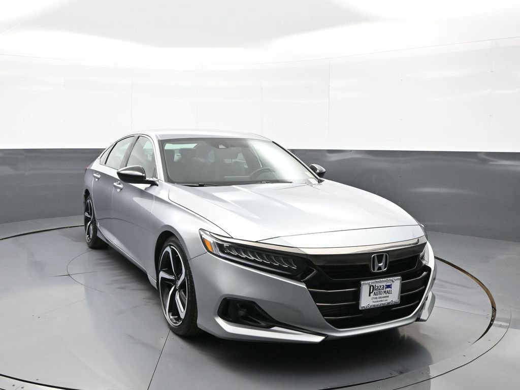 Used 2022 Honda Accord Sport image 3