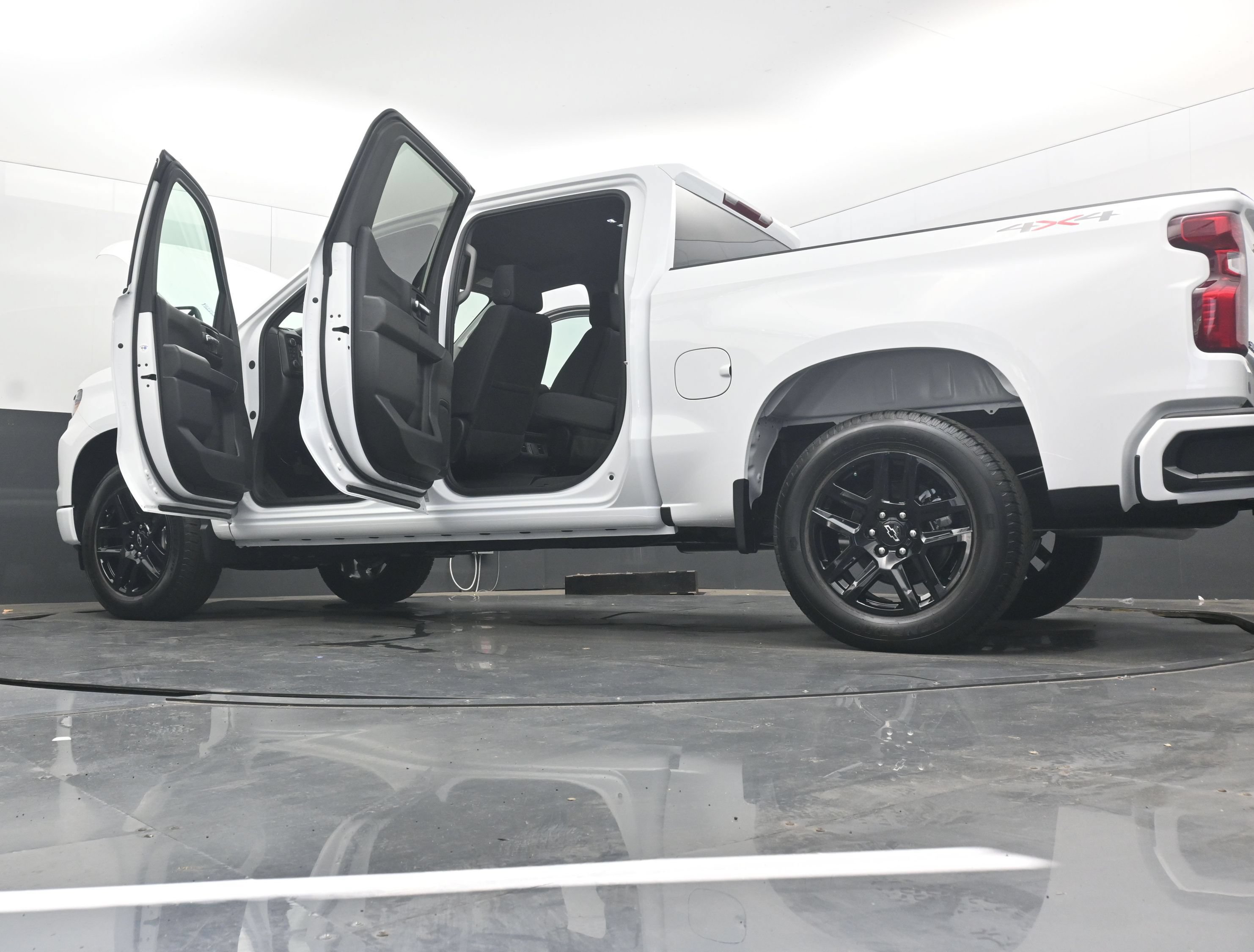 Used 2026 Chevrolet Silverado 1500 Custom AWD/4WD image 43