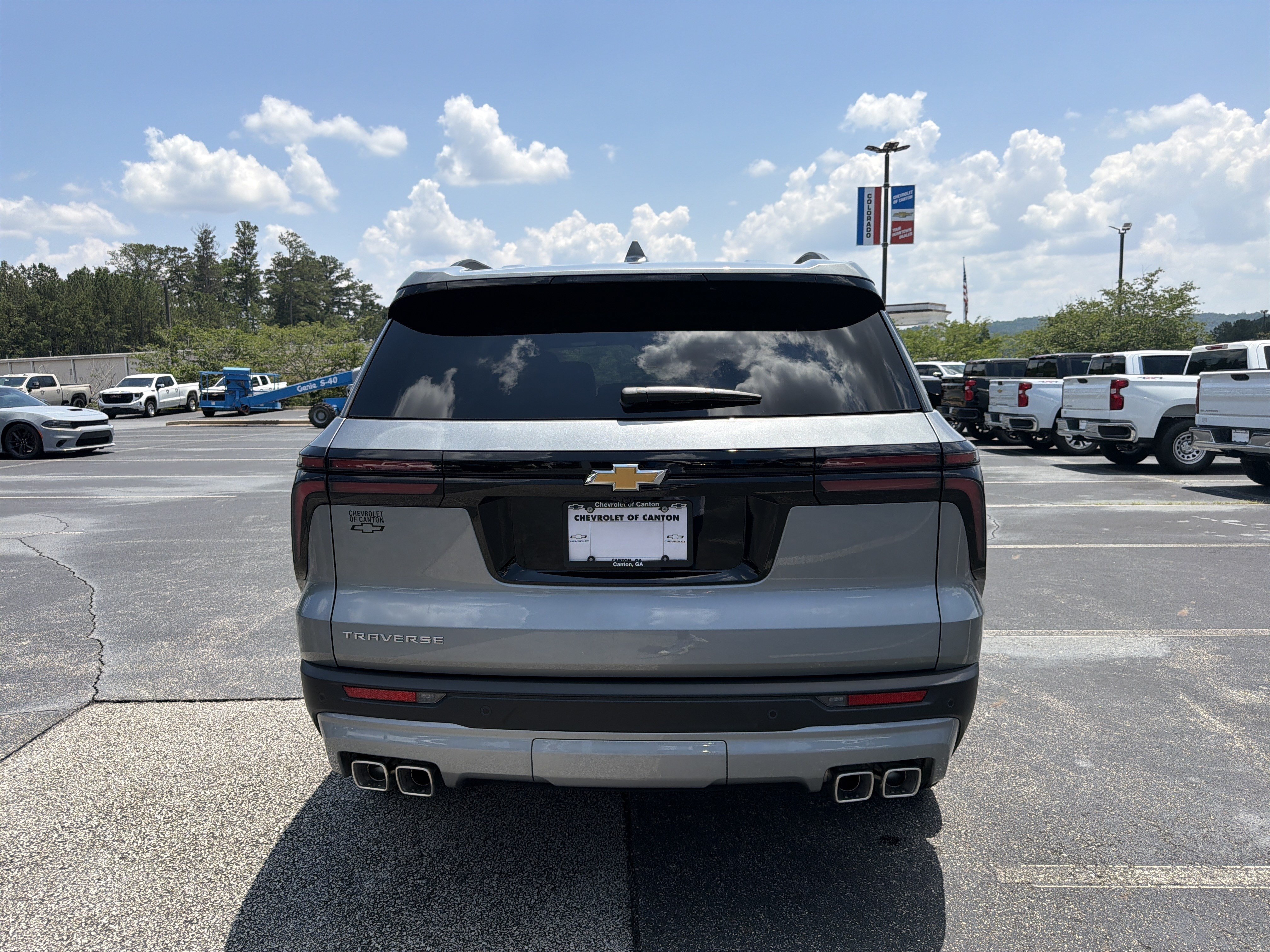New 2026 Chevrolet Traverse LT FWD image 6