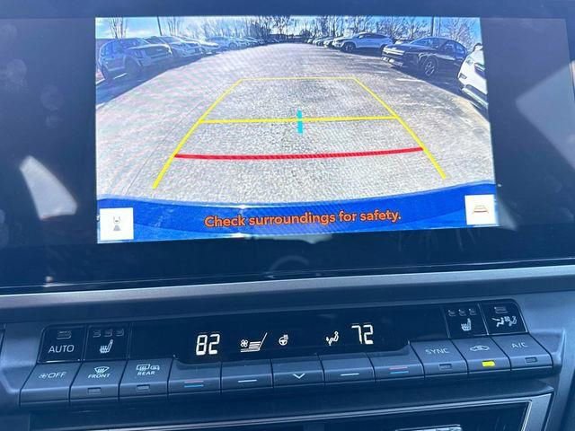 Used 2025 Toyota Camry XSE image 38