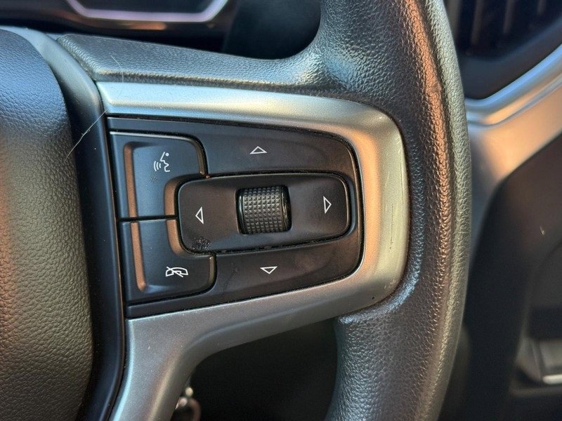 Used 2020 Chevrolet Silverado 1500 LT image 21