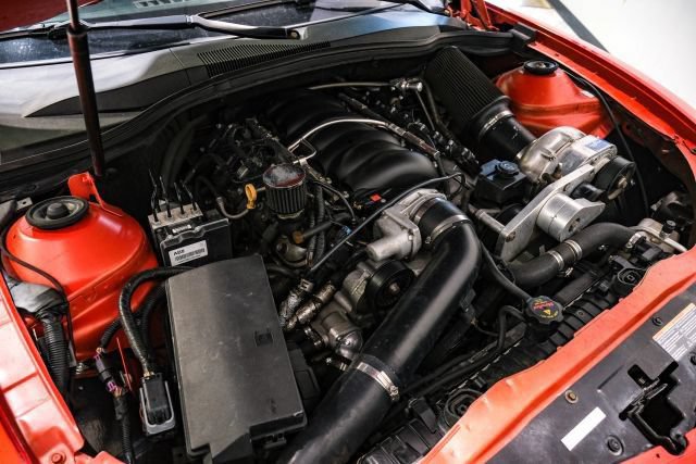 Used 2010 Chevrolet Camaro SS w/ LPO, Ground Effects Package RWD image 38
