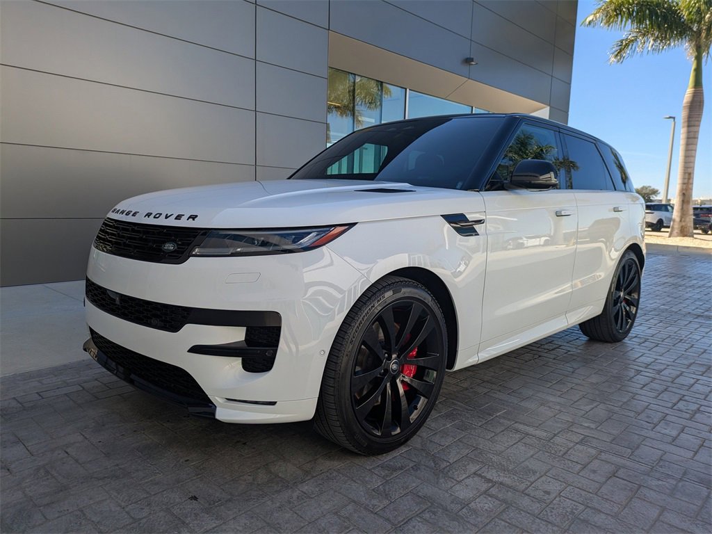 Used 2025 Land Rover Range Rover Sport Dynamic SE image 8
