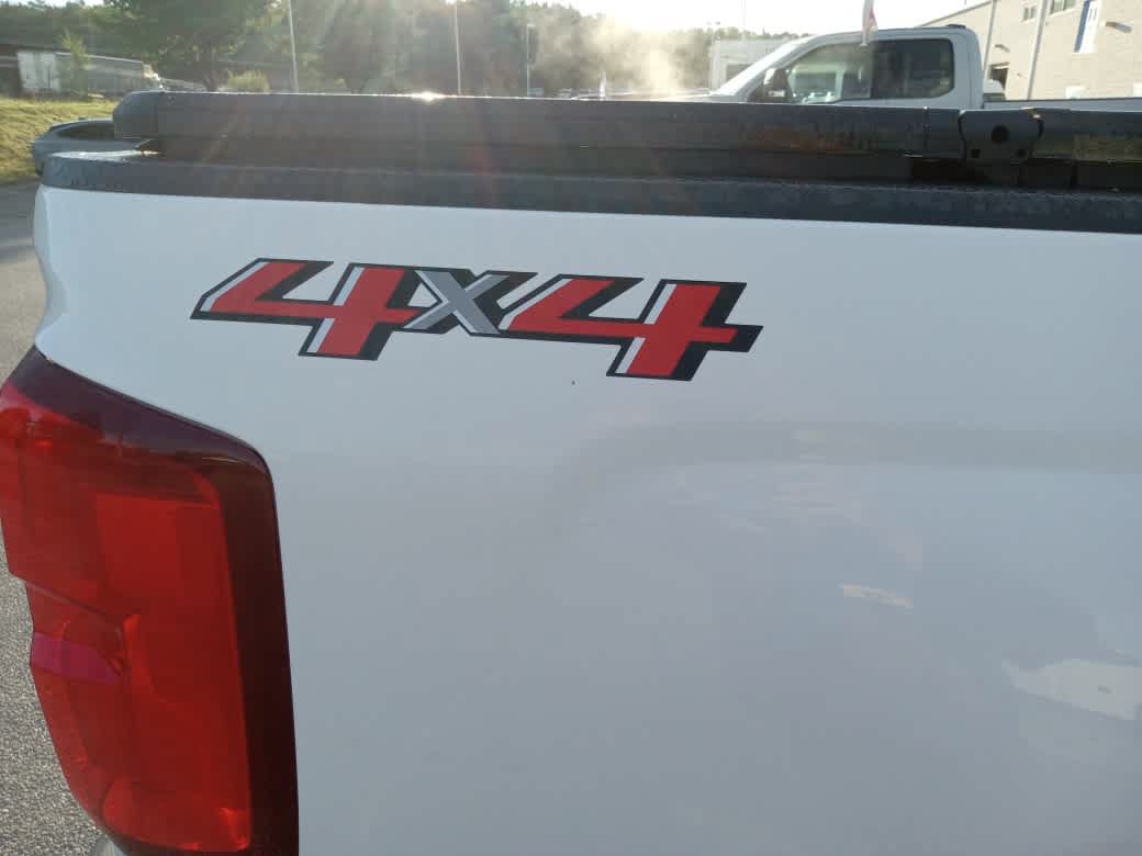 Used 2018 Chevrolet Silverado 1500 LTZ w/ Sport Package AWD/4WD image 12