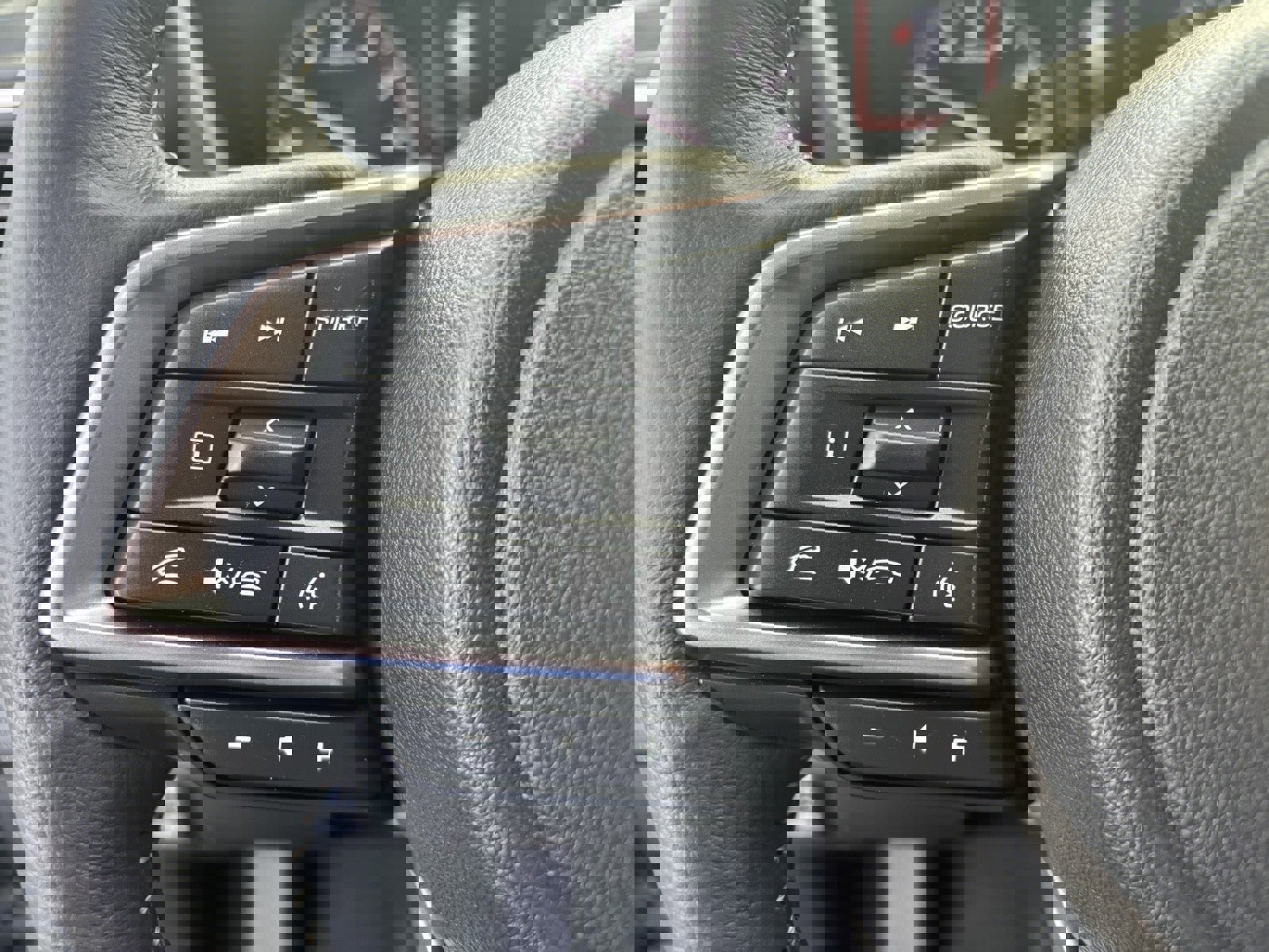 New 2025 Subaru Ascent Limited image 17